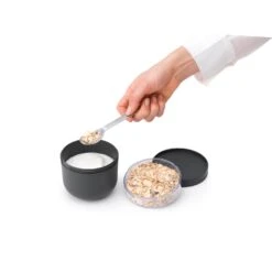 Brabantia Make En Take Yoghurtbeker 0,5 Liter Donkergrijs 9 Brabantia Make En Take Yoghurtbeker 0,5 Liter Donkergrijs -Home-Keuken 102 4180 3 1