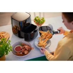Philips Essential Airfryer HD9252/70 17 Philips Essential Airfryer HD9252/70 -Home-Keuken 212 9252 9 1